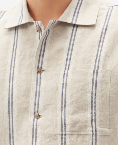 Striped linen short-sleeved shirt